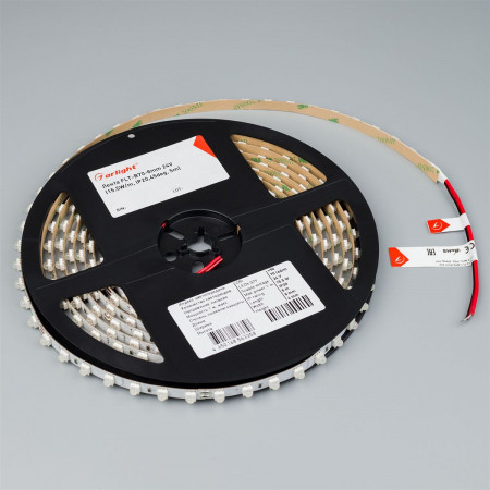 svetodiodnaya-lenta-flt-b70-8mm-24v-warm2700-15.5-wm-ip20-45deg-5m_27771