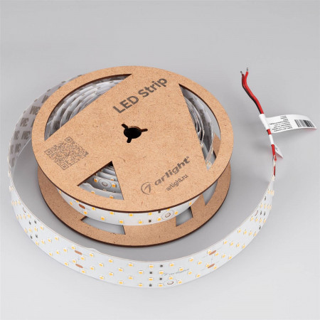 svetodiodnaya-lenta-rt-2-2500-24v-warm2700-4x2-2835-700-led-cri98_9315