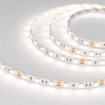svetodiodnaya-lenta-rt-2-5000-12v-day4000-2x-5060-300-led-lux_9049