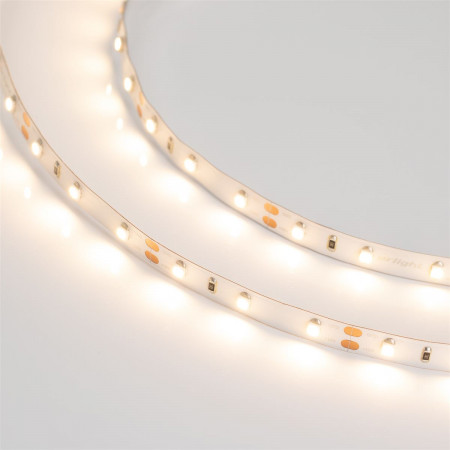 svetodiodnaya-lenta-rt-2-5000-12v-warm2700-3528-300-led-lux_9125