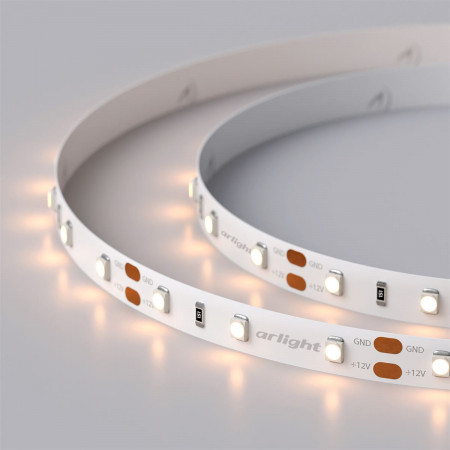 svetodiodnaya-lenta-rt-2-5000-12v-warm2700-3528-300-led-lux_9129