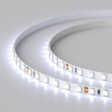 svetodiodnaya-lenta-rt-2-5000-24v-cool-15k-5mm-2x-3528-600-led-lux_9484