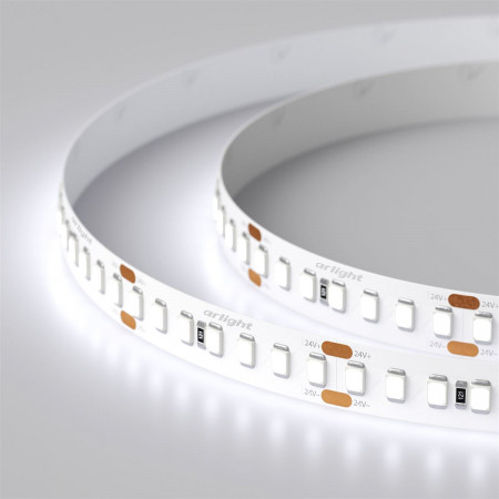 svetodiodnaya-lenta-rt-2-5000-24v-cool-8k-3x-2835-840-led-lux_24041