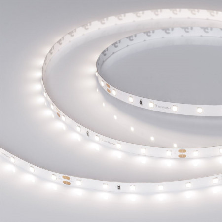 svetodiodnaya-lenta-rt-2-5000-24v-day4000-2835-300-led-pro_17211