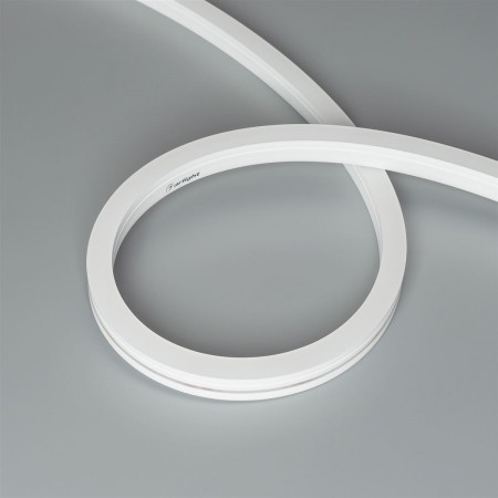 svetodiodnaya-lenta-germetichnaya-moonlight-side-a140-12x17mm-24v-day4000-9.6-wm-ip67-5m-wire-x2_7414