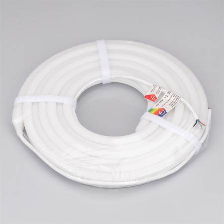 svetodiodnaya-lenta-germetichnaya-moonlight-side-b84-12x24mm-24v-rgb-12-wm-ip68-5m-wire-x2_7668