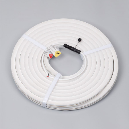 svetodiodnaya-lenta-germetichnaya-moonlight-side-x280-16x16mm-24v-warm230010-wm-ip67-15m-wire-x1_1138