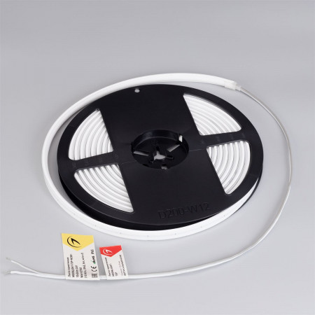 svetodiodnaya-lenta-germetichnaya-moonlight-top-m280-10x5mm-24v-warm3000-15-wm-ip65-5m-wire-x1_7481