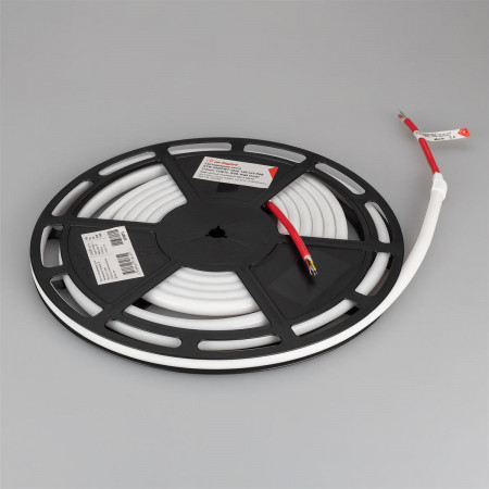 svetodiodnaya-lenta-germetichnaya-rtw-pwt-h120-13mm-24v-rgb-14.4-wm-ip67-4040-5m_7368