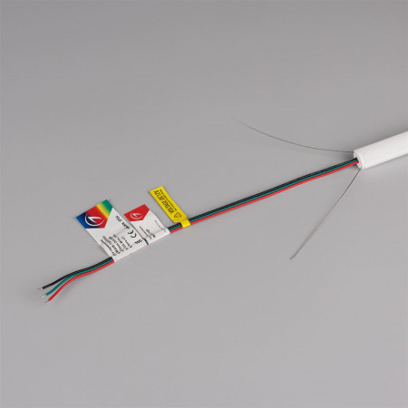 svetodiodnaya-lenta-germetichnaya-spi-wave-top-g200-18x15mm-24v-rgb-px2-26-wm-ip54-5m-wire-x1_14086